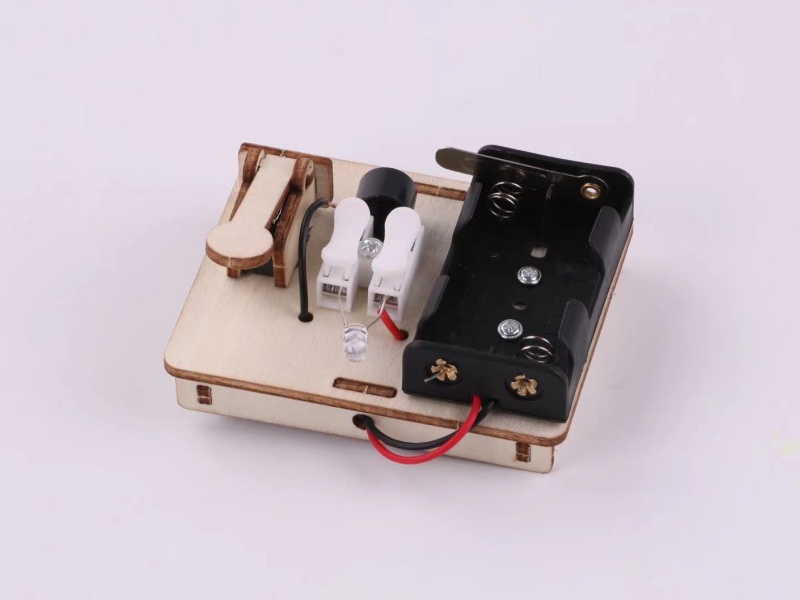 DIY Wooden Telegraph