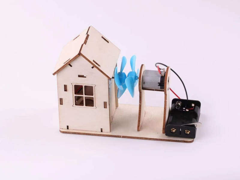 DIY Wooden Wind Power Station