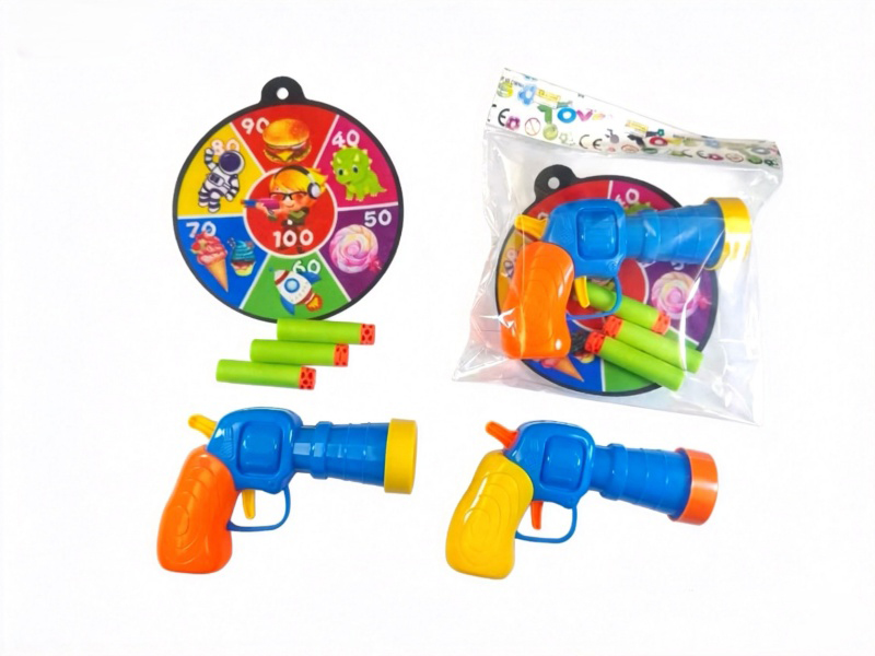 Dartboard Set Allows You To Play With Sticky Balls And Darts