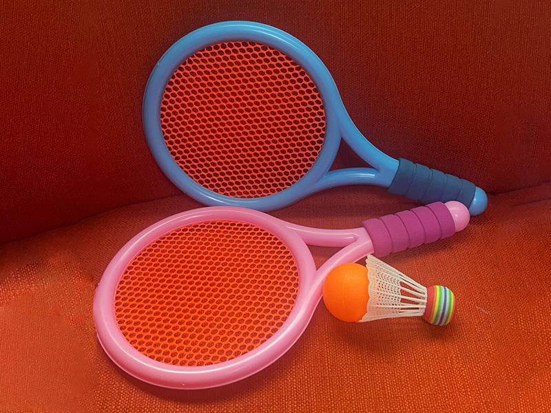 35*20CM Tennis Rackets With Handle(2 Rackets,2 Balls)