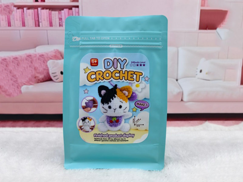Diy Crocheted Bib White Cat Pendant Aluminum Film Bag