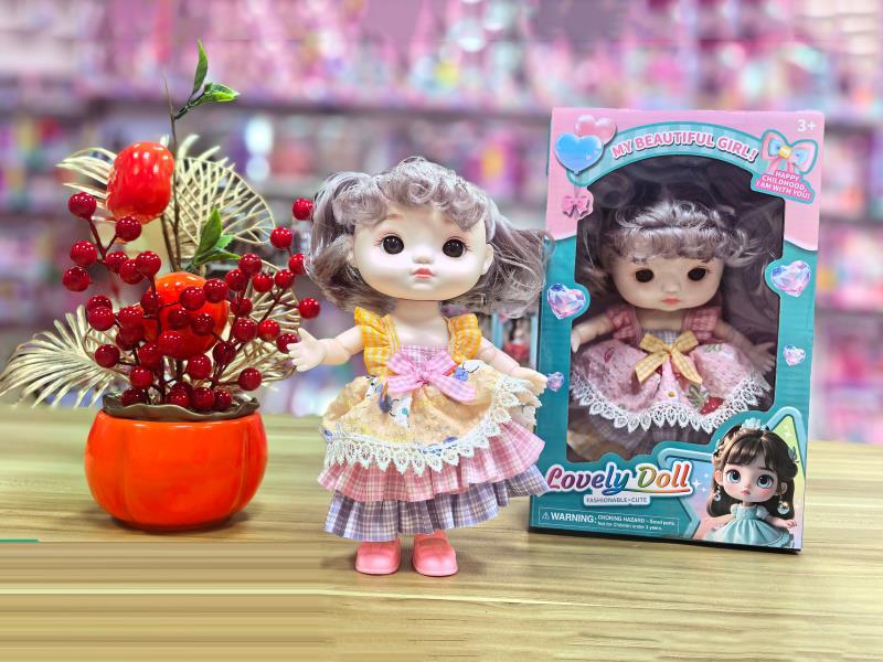 An 8-Inch Multi-Joint Cute And Style Doll