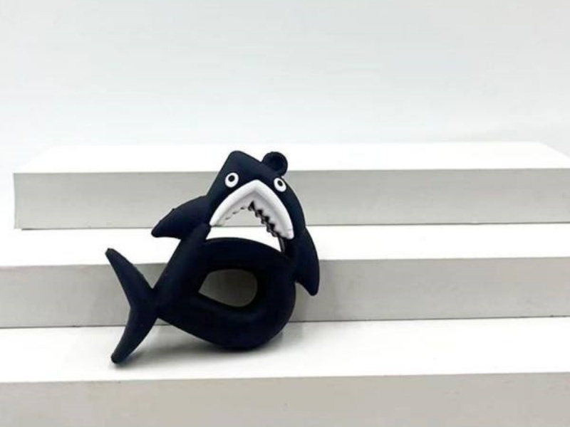 Key Chain: Letter B