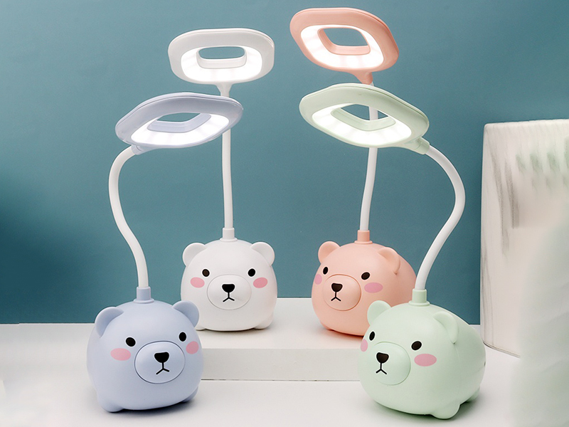 Cute Bear Pen Holder Desk Lamp