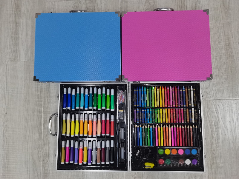 150Pcs Brush, Watercolor Pen, Stationery And Painting Set