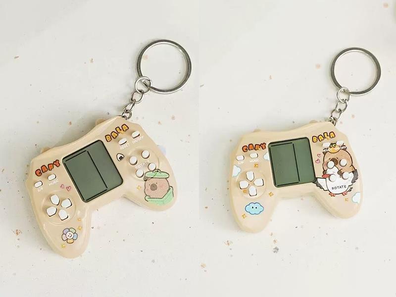 Capybara Game Machine Keychain