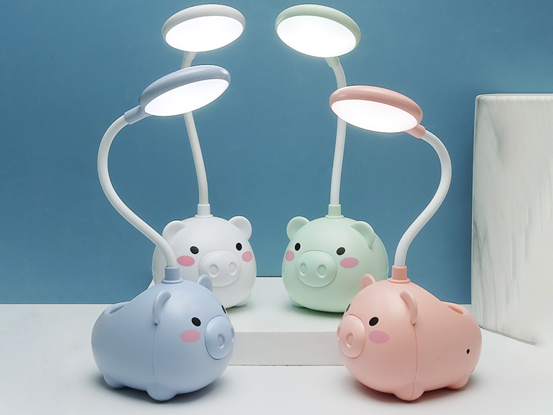 Cute Pig Pen Holder Desk Lamp