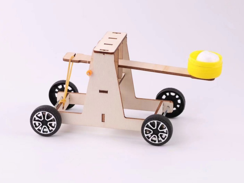 DIY Wooden Stone Thrower