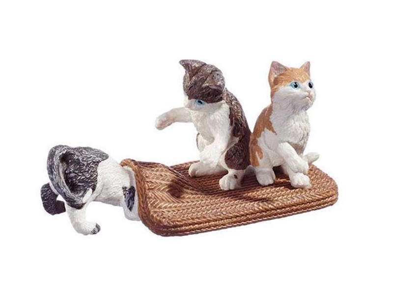 Playing Cat