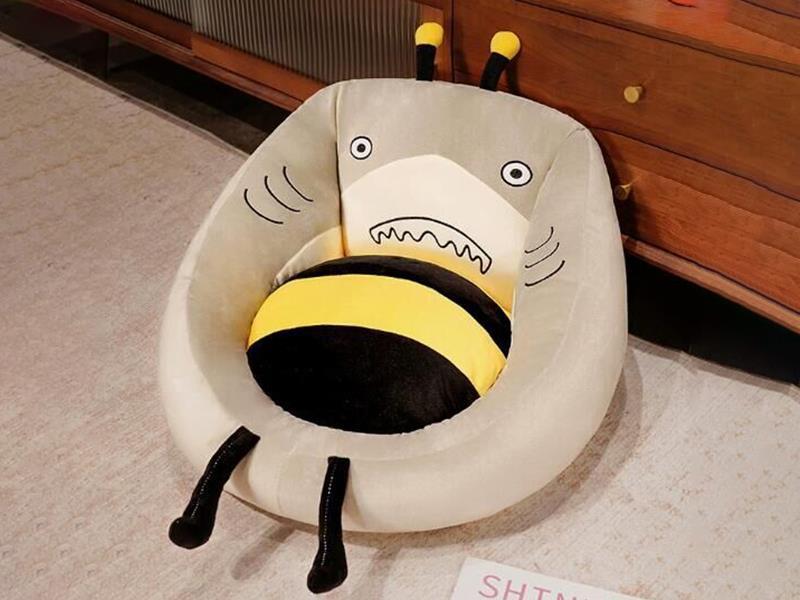 Shark Bee Futon Cushion (Large Size)
