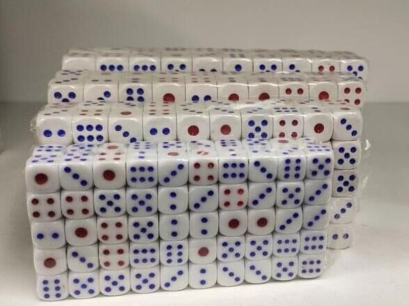 1.4cm Dice