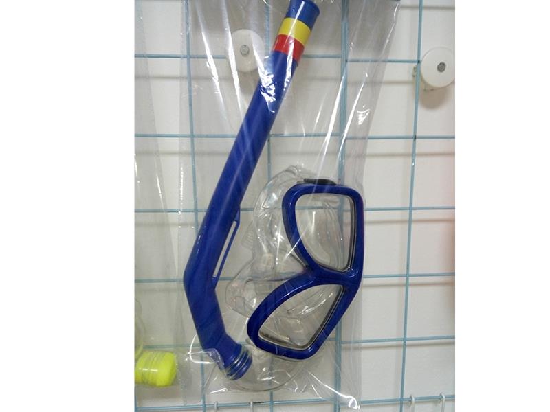 Swimming Mask And Snorkel