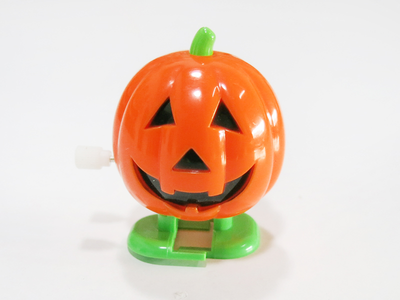 On the chain walking Halloween Pumpkin