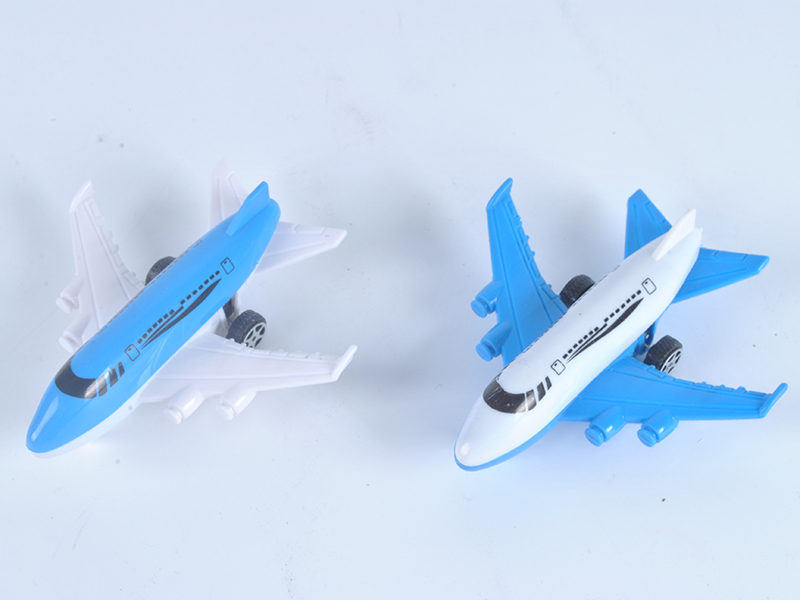 Pull Back Airliner