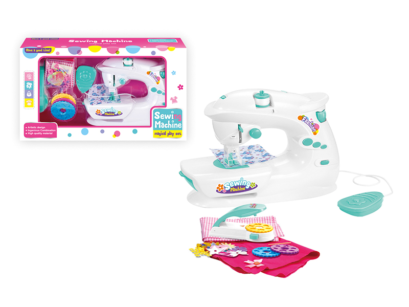 B/O Sewing Machine With Light