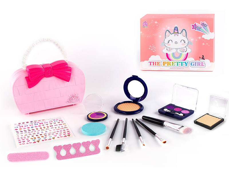 Simulated Makeup Model Set