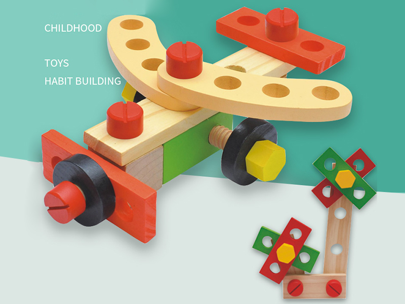 Wooden Nut Tool Set