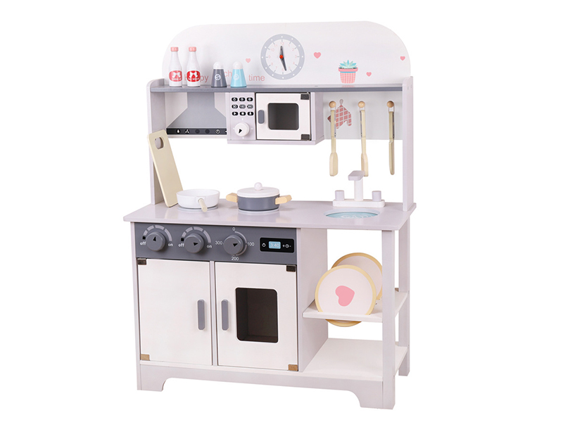 Wooden Viennese Kitchen