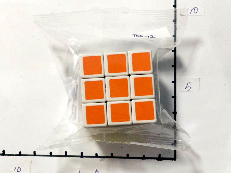 4.2Cm Magic Cube