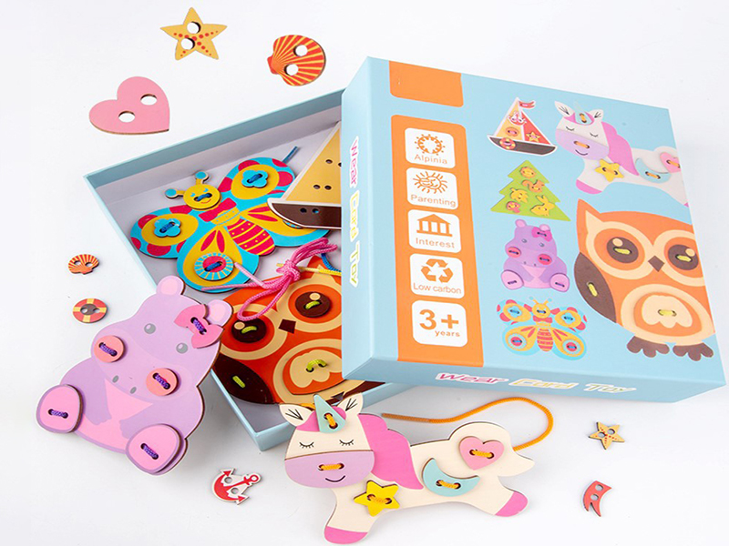 Wooden Wear Cord Toy