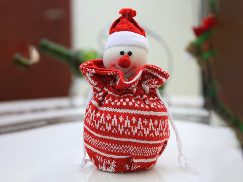 Knitted Apple Bag Snowman