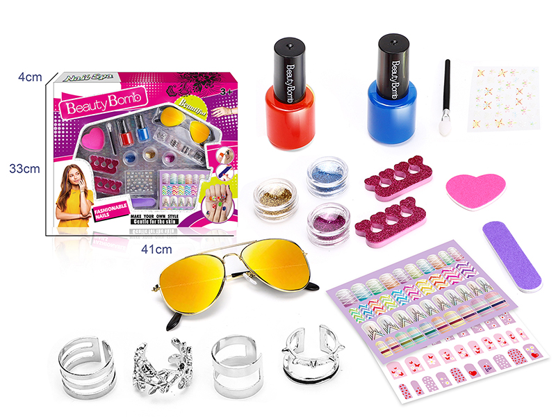 Girls Nail Art Set With Glasses And Rings