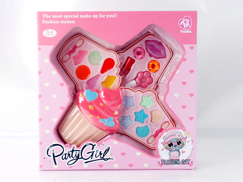 Cake Shaped 3 Layers Makeup Box