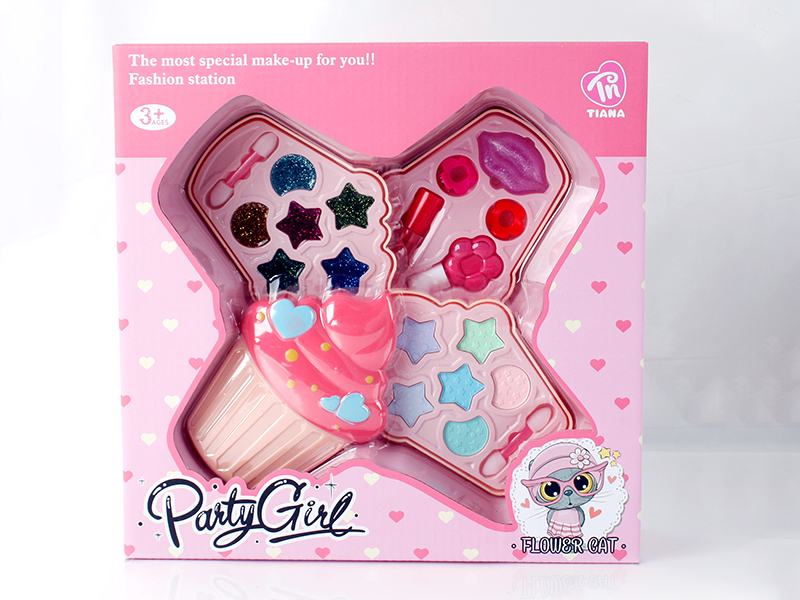 Cake Shaped 3 Layers Makeup Box