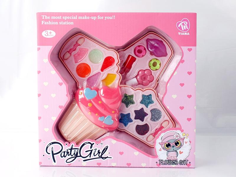 Cake Shaped 3 Layers Makeup Box