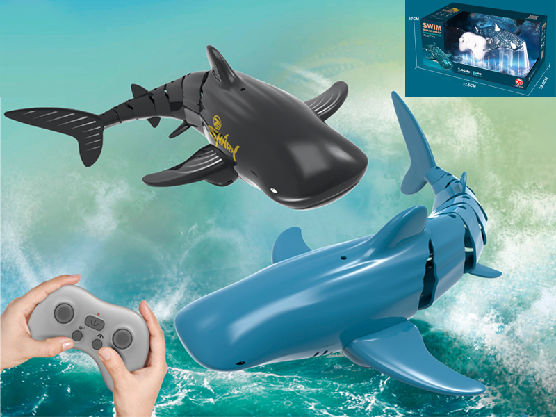 2.4G R/C Silver Whale Playing In Water