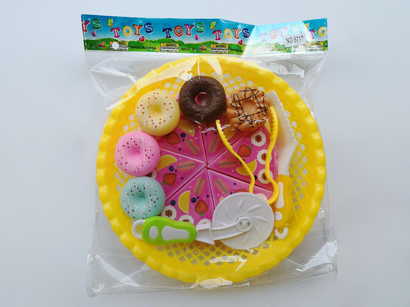 Basket + Dessert Toy