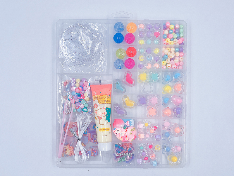 DIY Beads + DIY Cream Glue Decorations