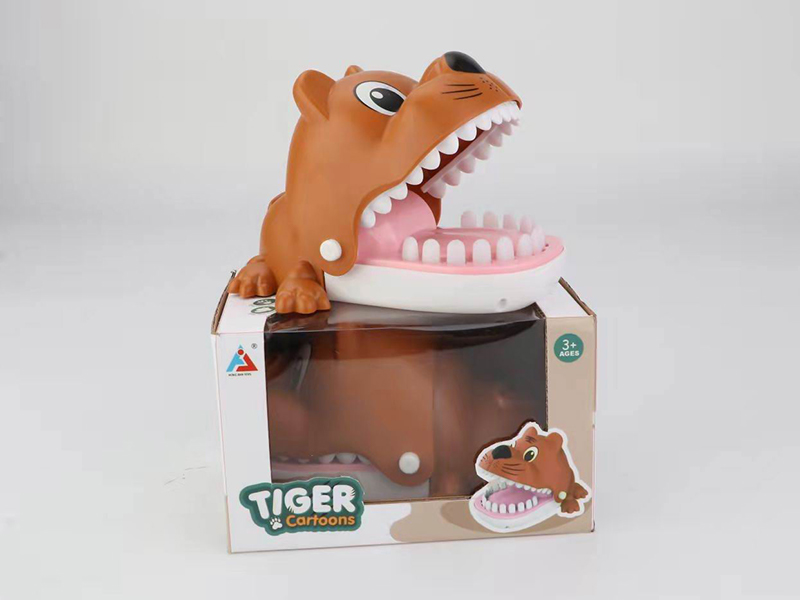 Biting Tiger