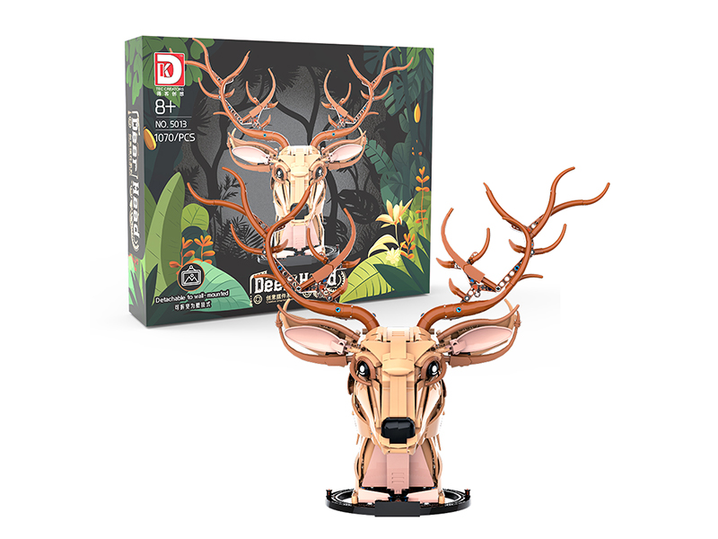 1070+PCS deer head ornament building blocks