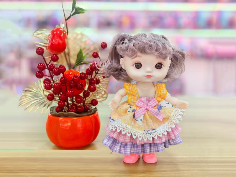 An 8-Inch Multi-Joint Cute And Style Doll