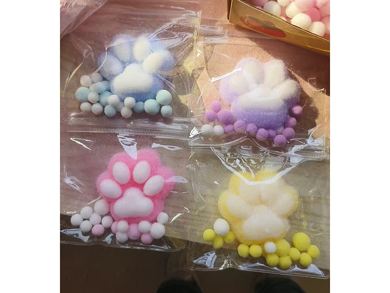 Pinching Fun: Two-Color Cat Paws