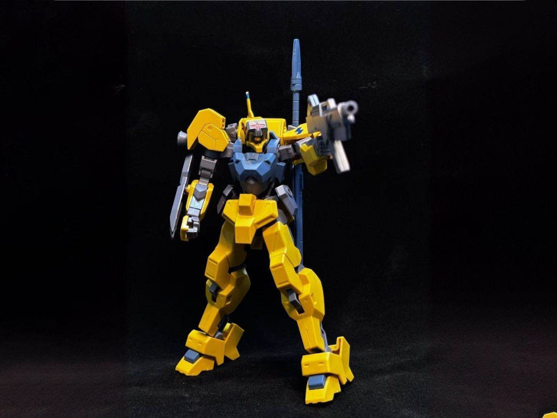 Lion Electric Yellow Assembly Model Gundam Model