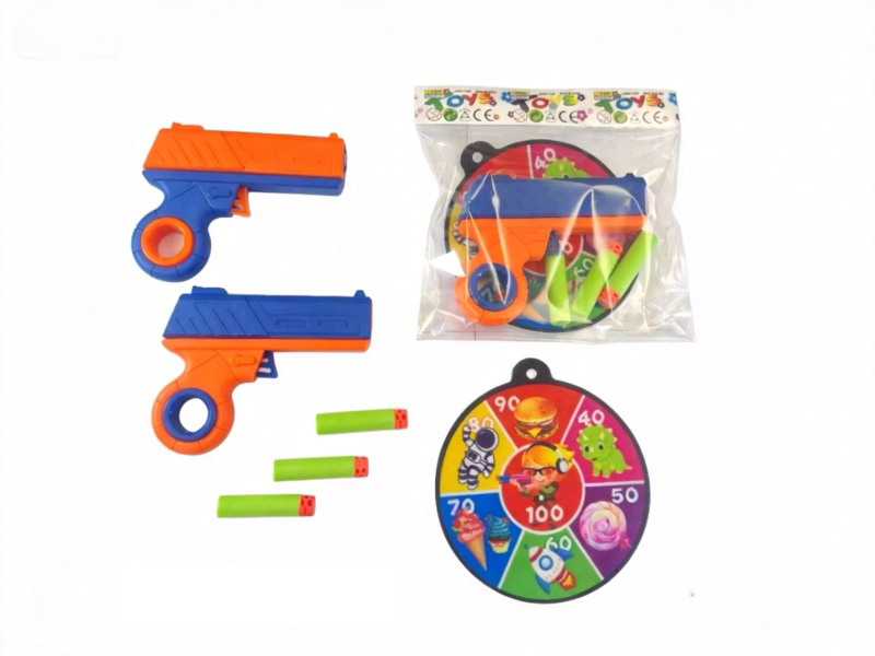 Dartboard Set Allows You To Play With Sticky Balls And Darts