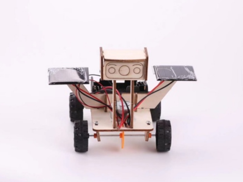 DIY Wooden Solar-Powered Lunar Rover